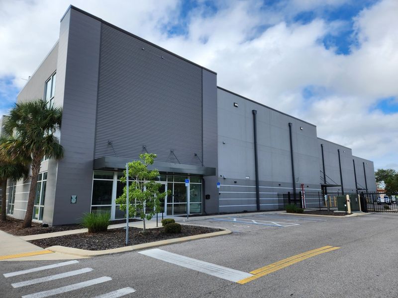 Alternate Beauty Image