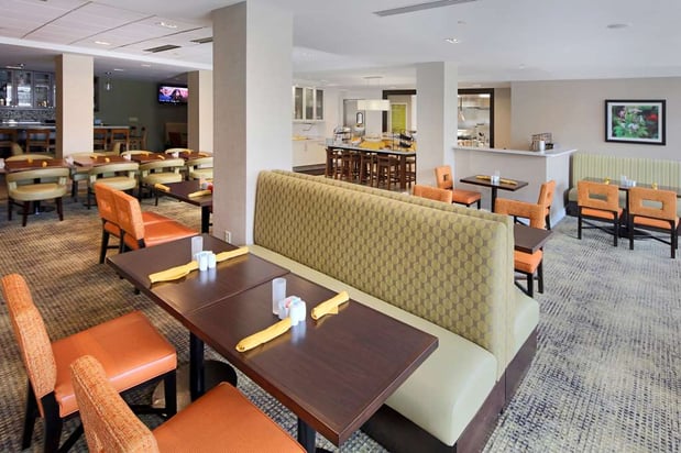 Images Hilton Garden Inn Reagan National Airport