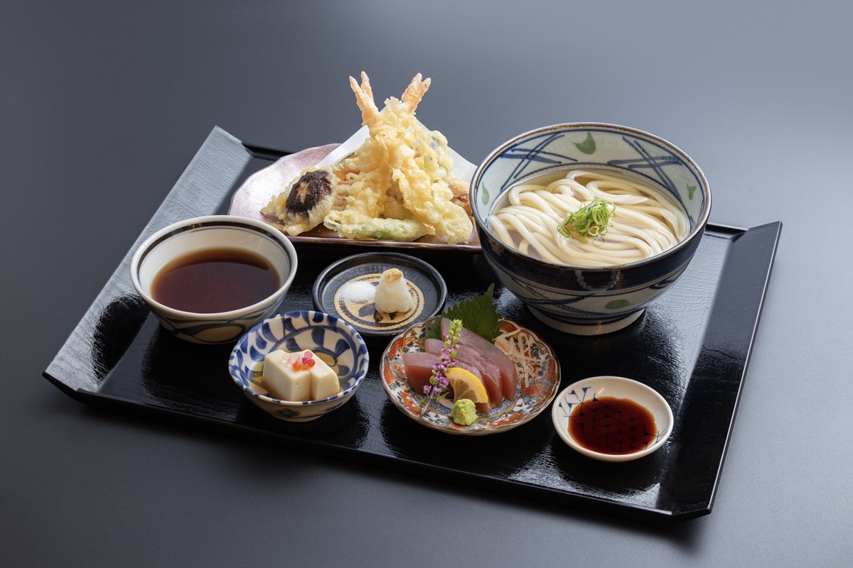 Images オールスターダイニング