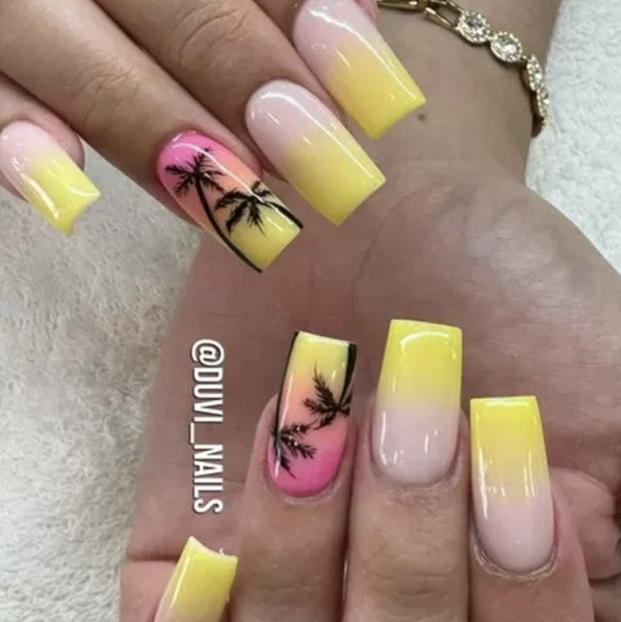 Bilder Nagelstudio Zürich - DUVI Nails an der Langstrasse