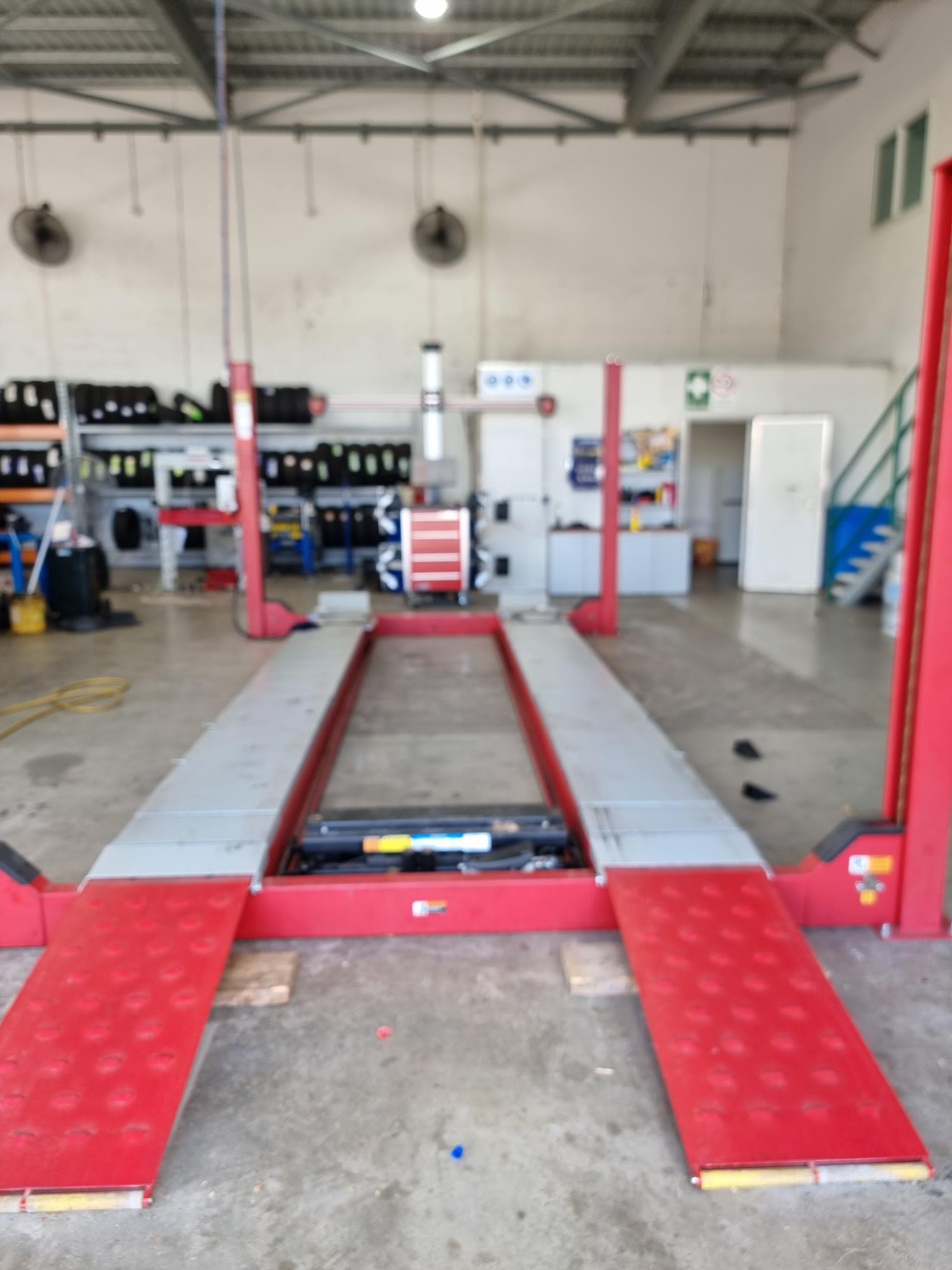Images Bridgestone Select Tyre & Auto Deeragun
