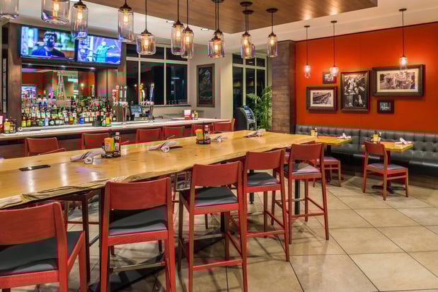 Images Holiday Inn Kansas City Airport by IHG