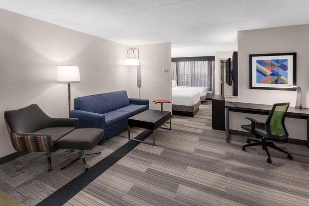 Images Holiday Inn Express & Suites South Portland by IHG