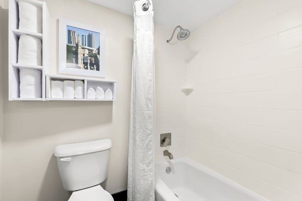 Images Holiday Inn Express Atlanta Galleria-Ballpark Area by IHG