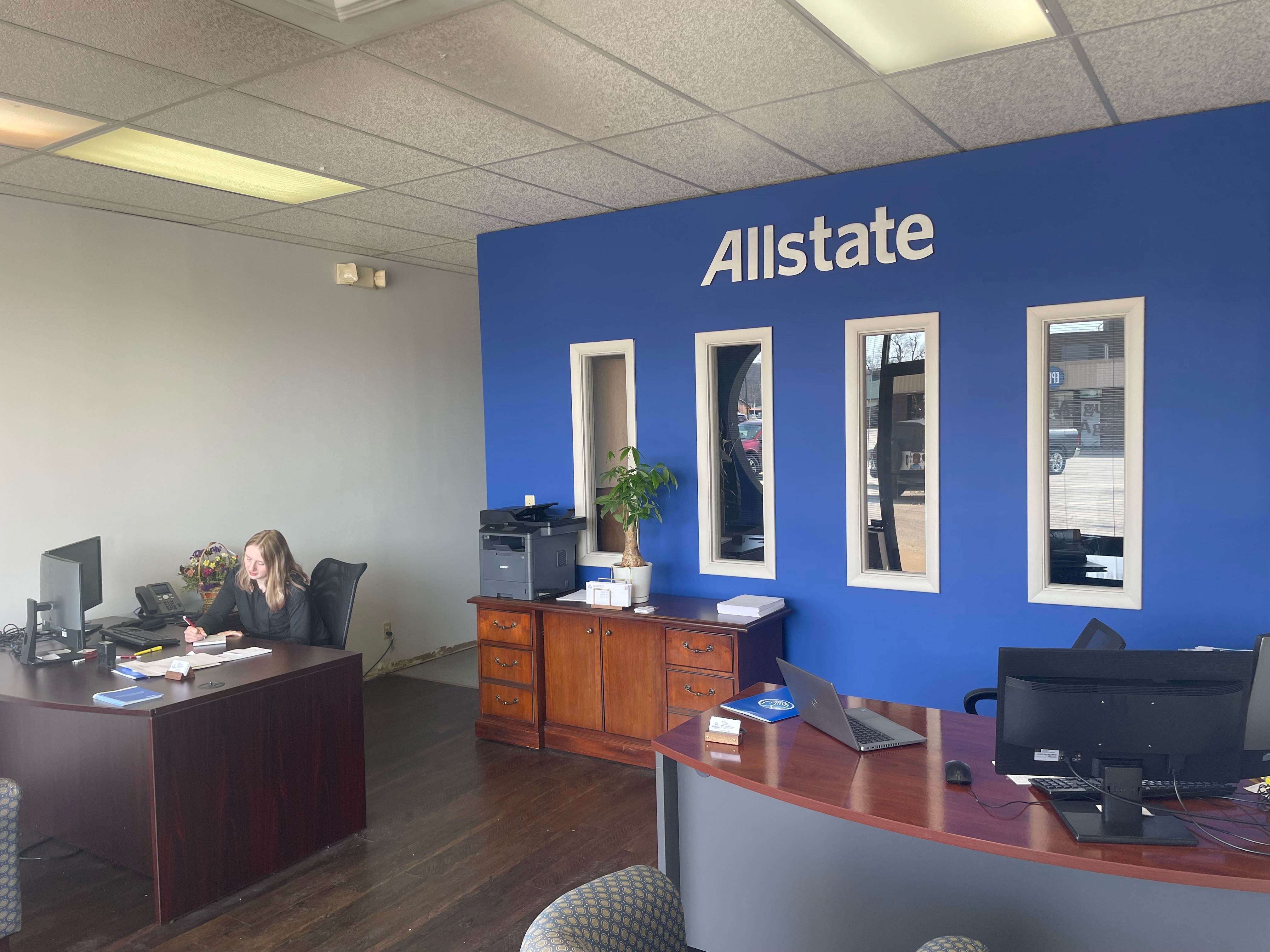 Image 3 | August Barr: Allstate Insurance