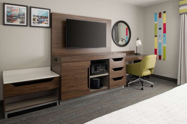 Images Hampton Inn & Suites Seattle-Airport/28th Ave