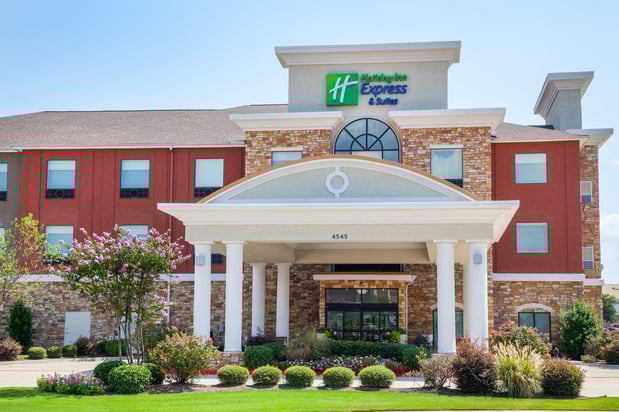 Images Holiday Inn Express & Suites Texarkana by IHG