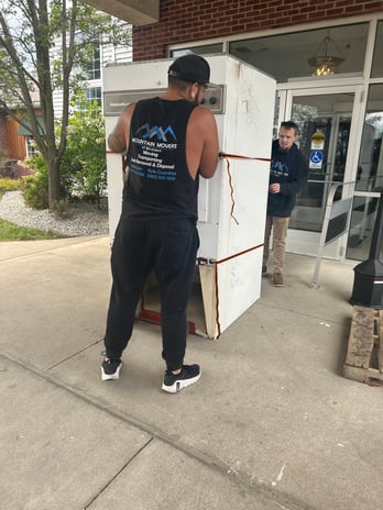 Images Mountain Movers of Michigan, LLC