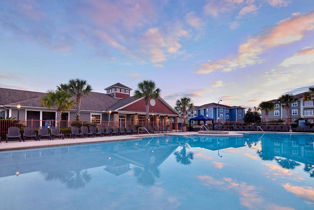 Images Axis Student Living - Statesboro