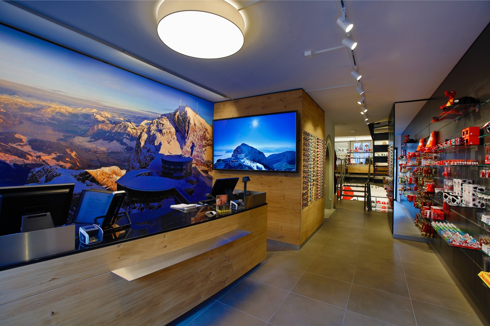 Pilatus Shop Luzern, Hirschenplatz 10 in Luzern
