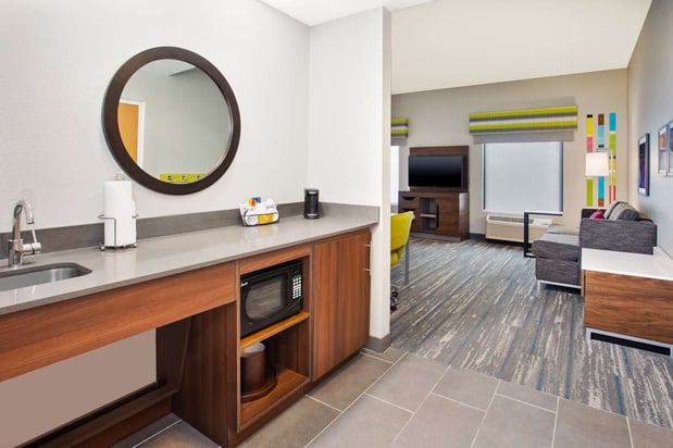 Images Hampton Inn & Suites Tampa East (Casino Area)