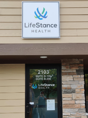 Image 3 | LifeStance Therapists & Psychiatrists Maplewood