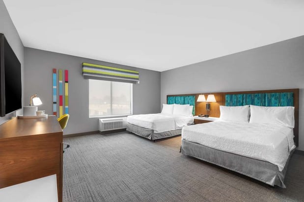 Images Hampton Inn & Suites Bakersfield Central