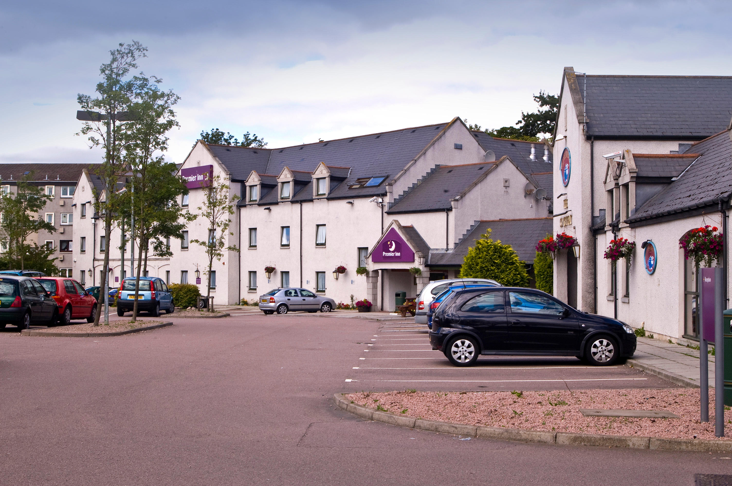 Images Premier Inn Aberdeen (Anderson Drive) hotel