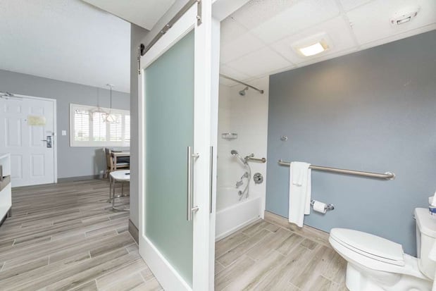 Images DoubleTree Suites by Hilton Hotel Melbourne Beach Oceanfront