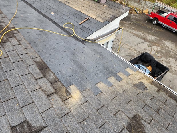 Images Residence Roofing & Construction