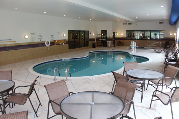 Images Holiday Inn Express & Suites Wheeling by IHG