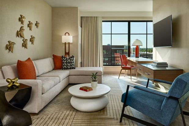 Images Lively Hotel on OAK Oklahoma City, Tapestry by Hilton