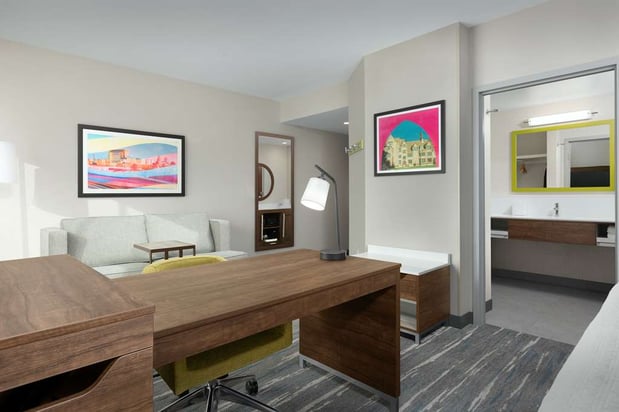 Images Hampton Inn & Suites Durham University Medical Center