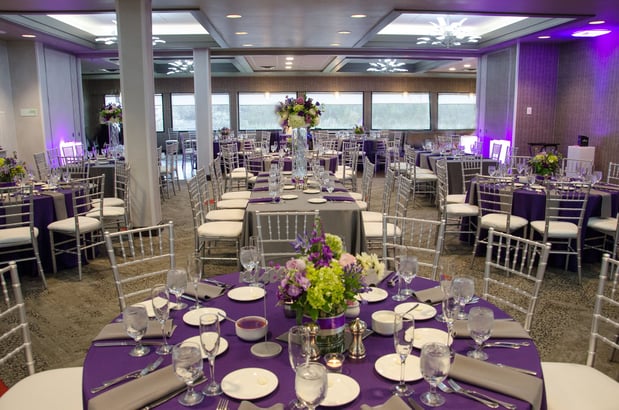 Images Holiday Inn Milwaukee Riverfront by IHG
