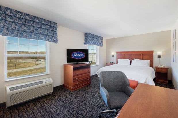 Images Hampton Inn & Suites Rockland