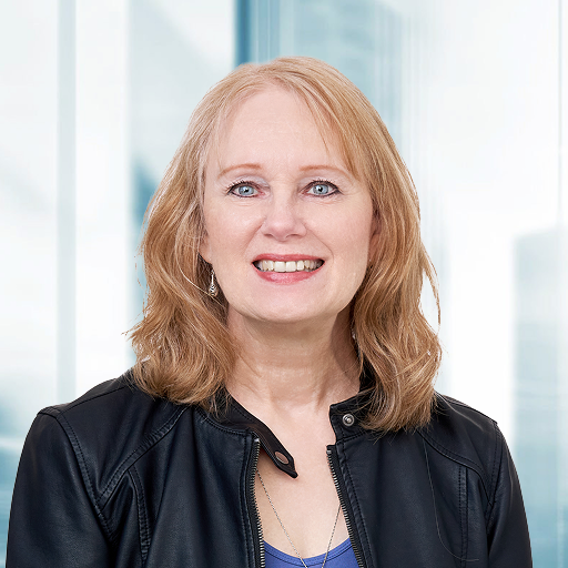 Denise Gamby headshot.