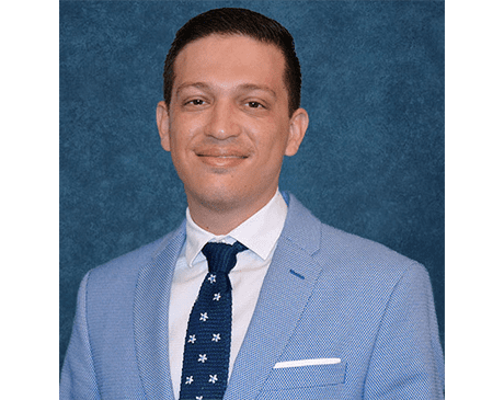 Victor Ortiz, Md