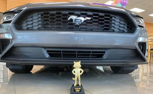 Images Currie Motors Ford of Frankfort