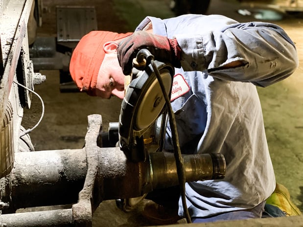 Images Momentum Axle & Spindle Repair