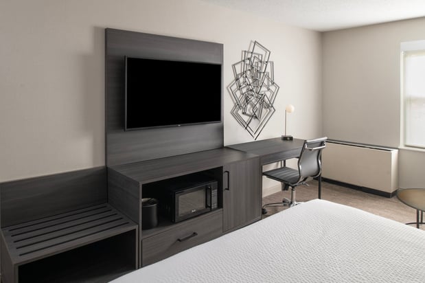 Images Holiday Inn Express South Burlington - Downtown by IHG