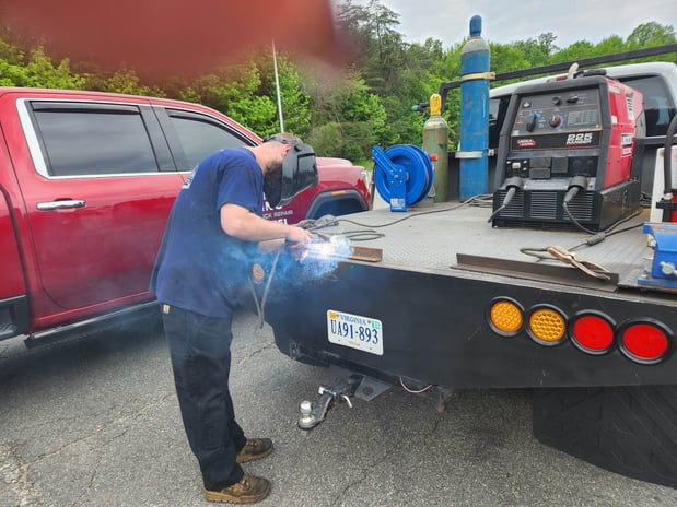 Images L.E. Mills Welding & Commercial Truck Repair