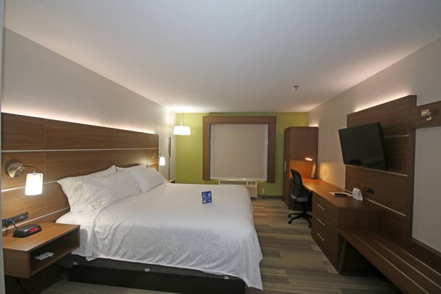 Images Holiday Inn Express & Suites Greensboro-East by IHG