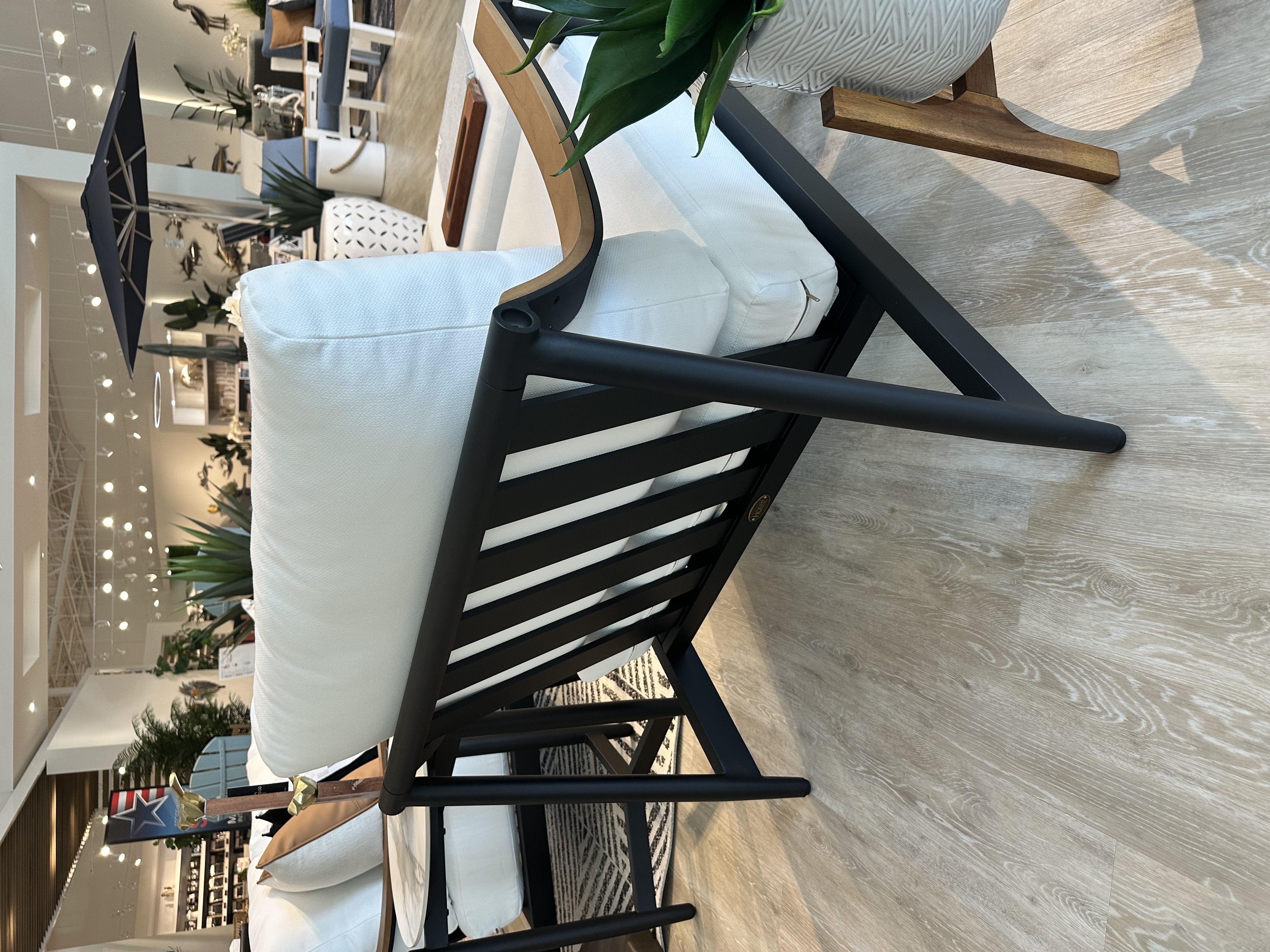 Rooms To Go Patio Image