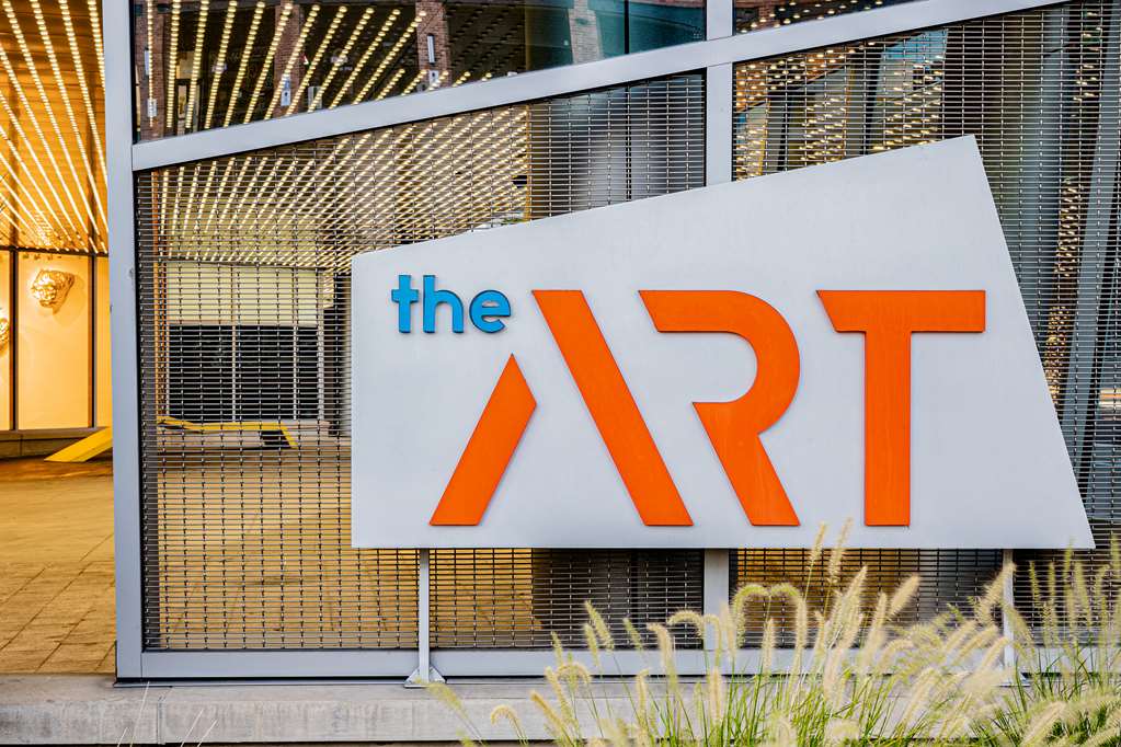 The Art Hotel Denver, Curio Collection by Hilton