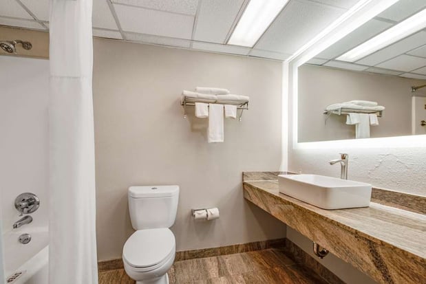 Images SureStay Plus by Best Western McGuire AFB Jackson