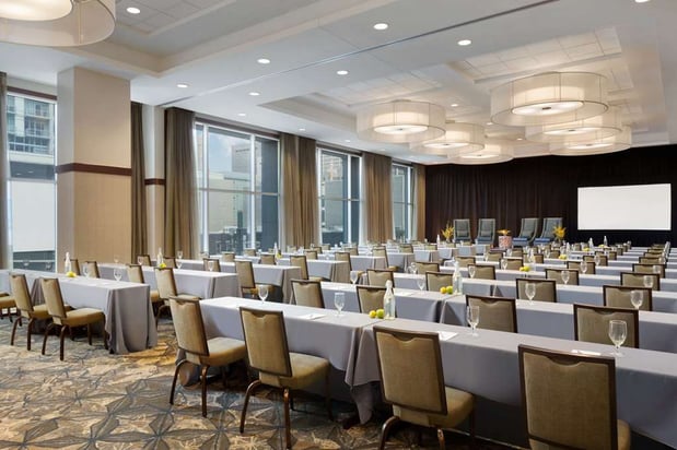 Images Embassy Suites by Hilton Denver Downtown Convention Center