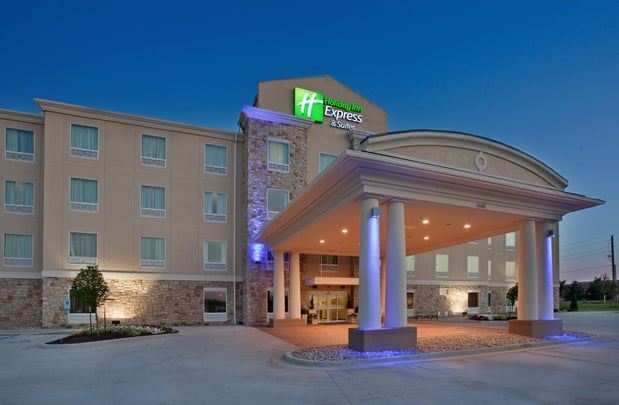 Images Holiday Inn Express & Suites St. Joseph by IHG
