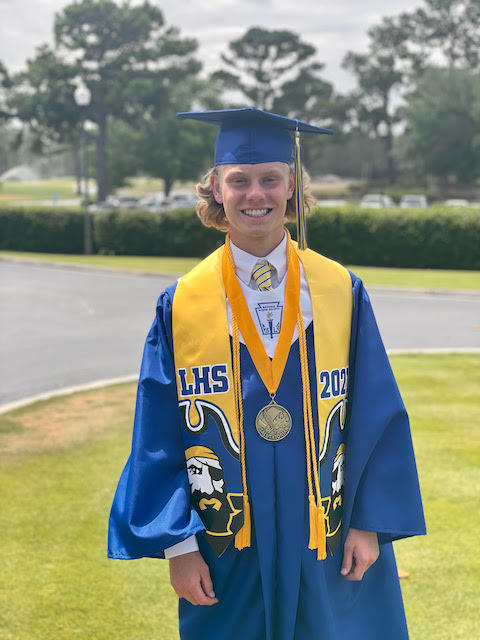 Congratulations to our High School intern who just graduated as the salutatorian of his high school!! Way to go!