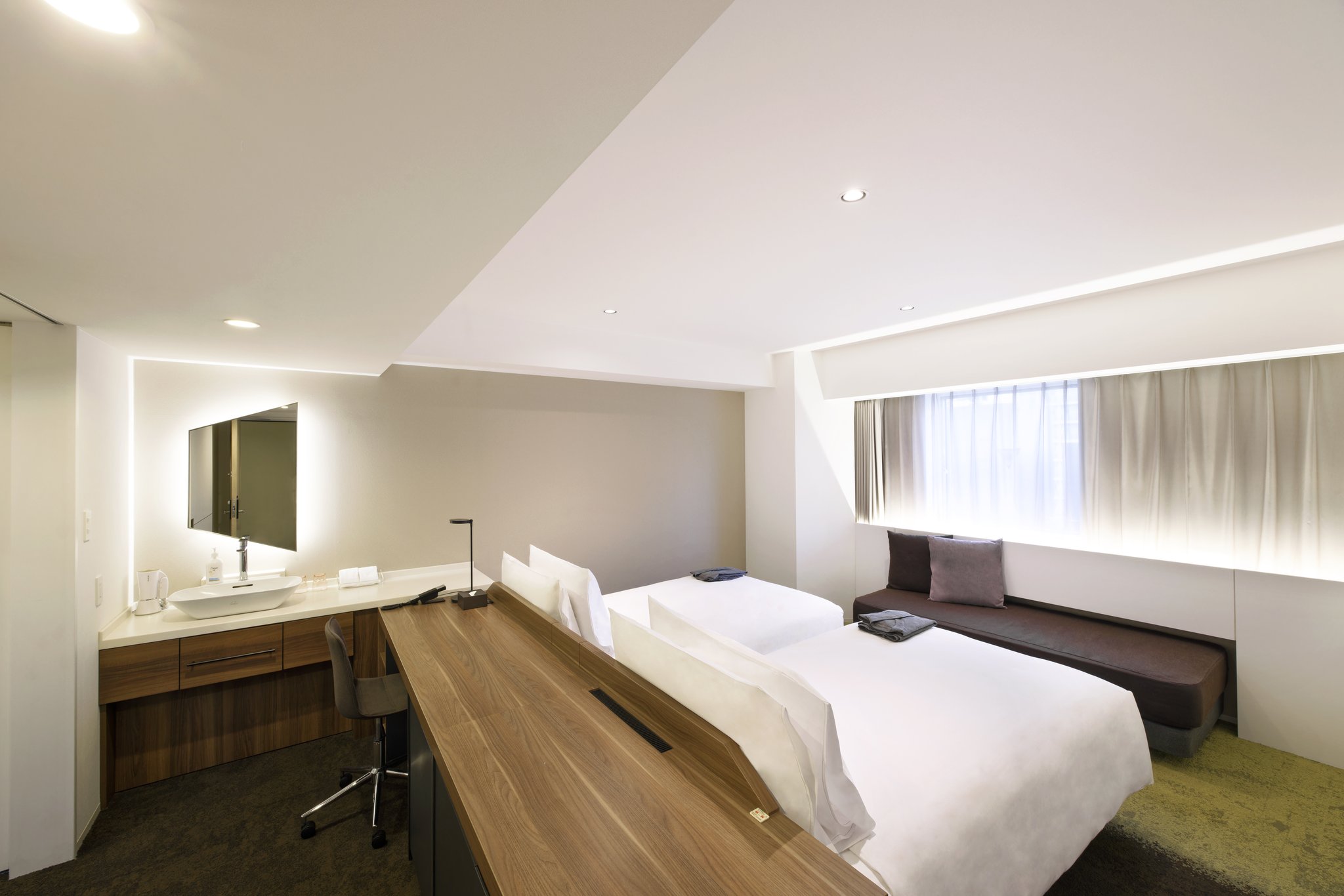Images Holiday Inn & Suites Sapporo Odori Park by IHG