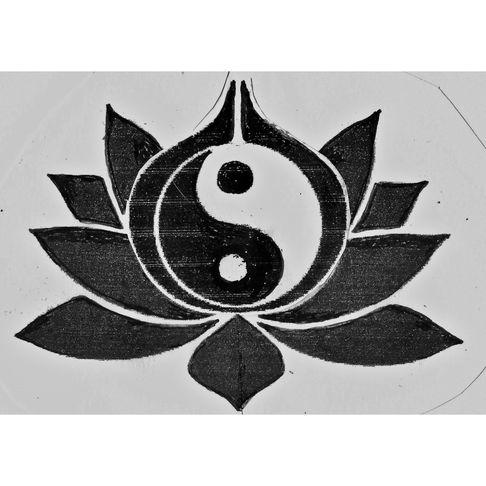 Esme Yoga & Massage Therapy Logo