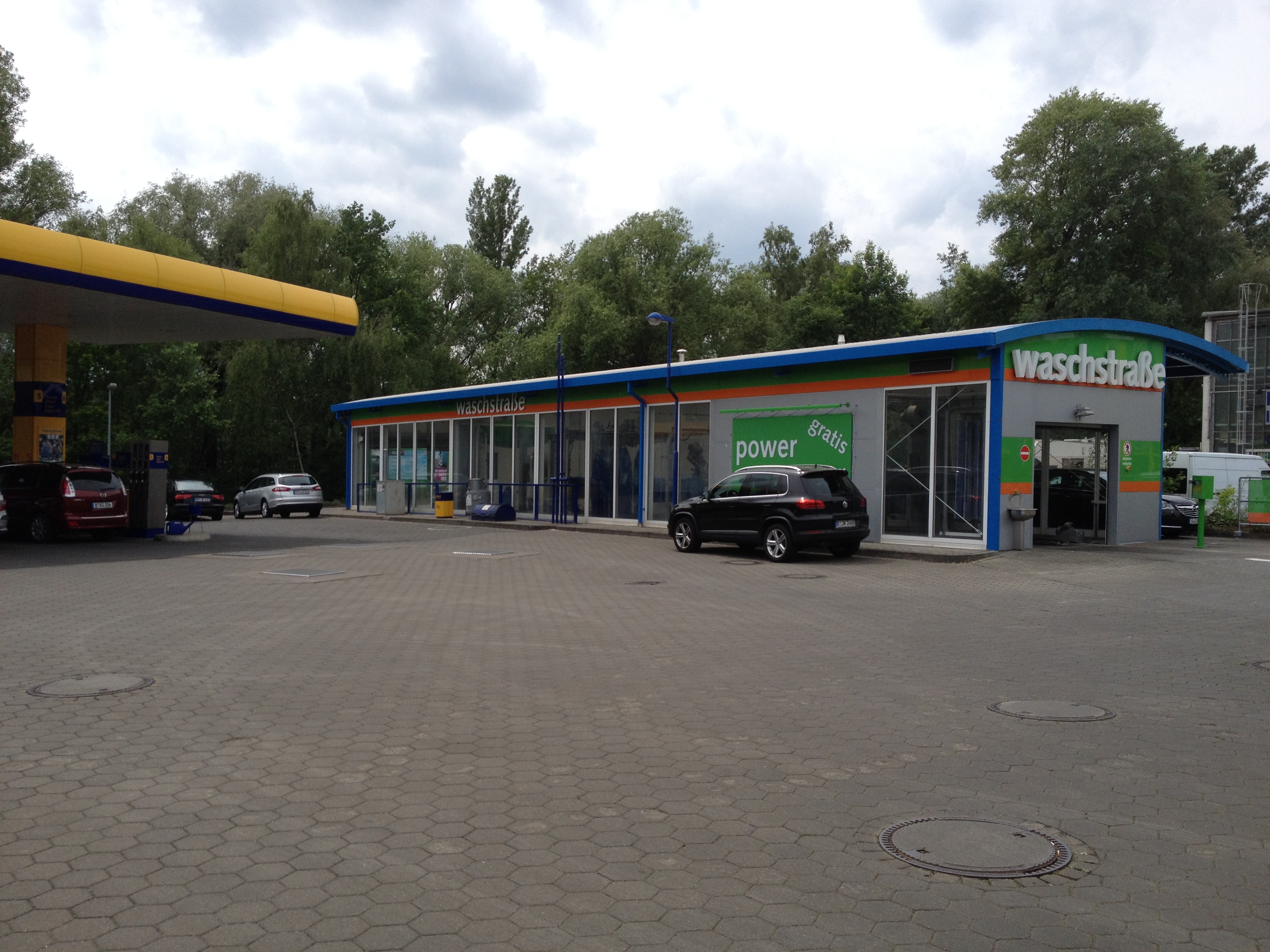 IMO Car Wash, Bellevuestr. 14 in Berlin