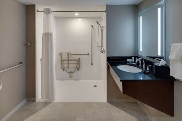 Images Embassy Suites by Hilton Detroit Troy Auburn Hills