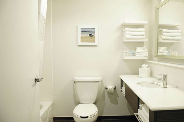 Images DoubleTree by Hilton Hotel Sterling - Dulles Airport