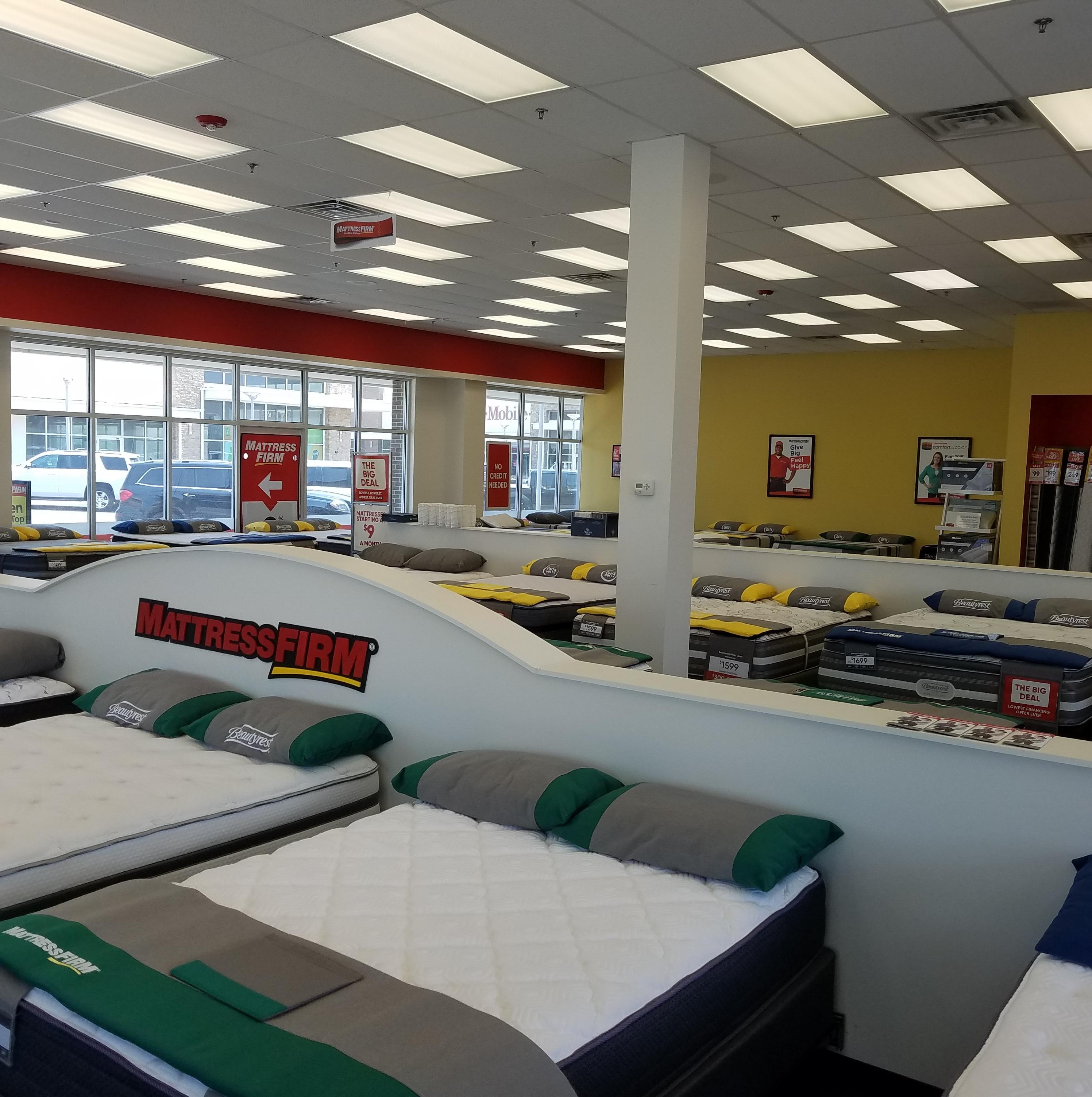 Mattress Firm L Street Photo