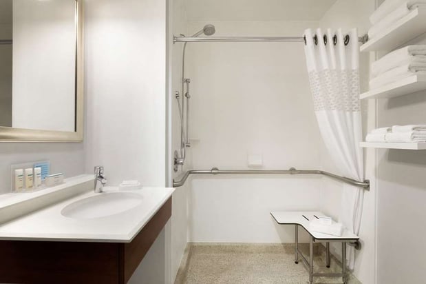 Images Hampton Inn Long Island - Brookhaven