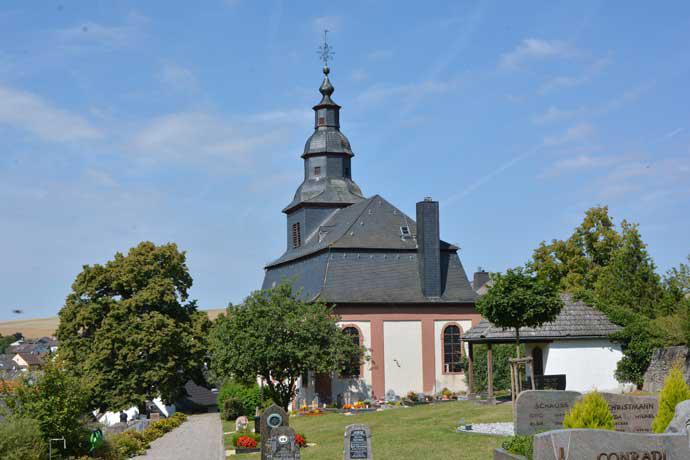 Kundenbild groß 1 Evangelische Kirche Wallbach - Evangelische Kircheng. Strinz-Trinitatis, Limbach-Wallbach