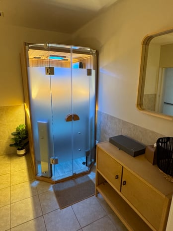 Images The Revive Lounge by Drip Haven