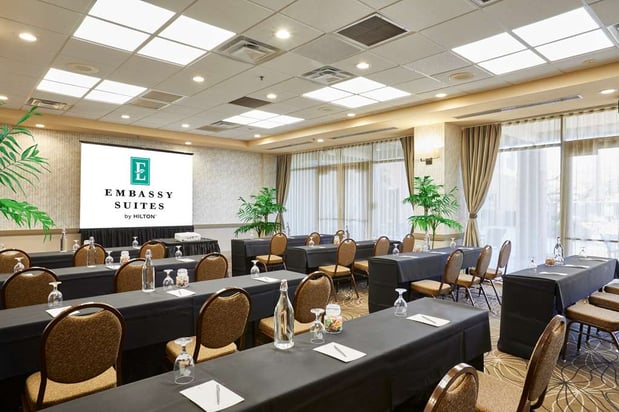 Images Embassy Suites by Hilton Phoenix Scottsdale