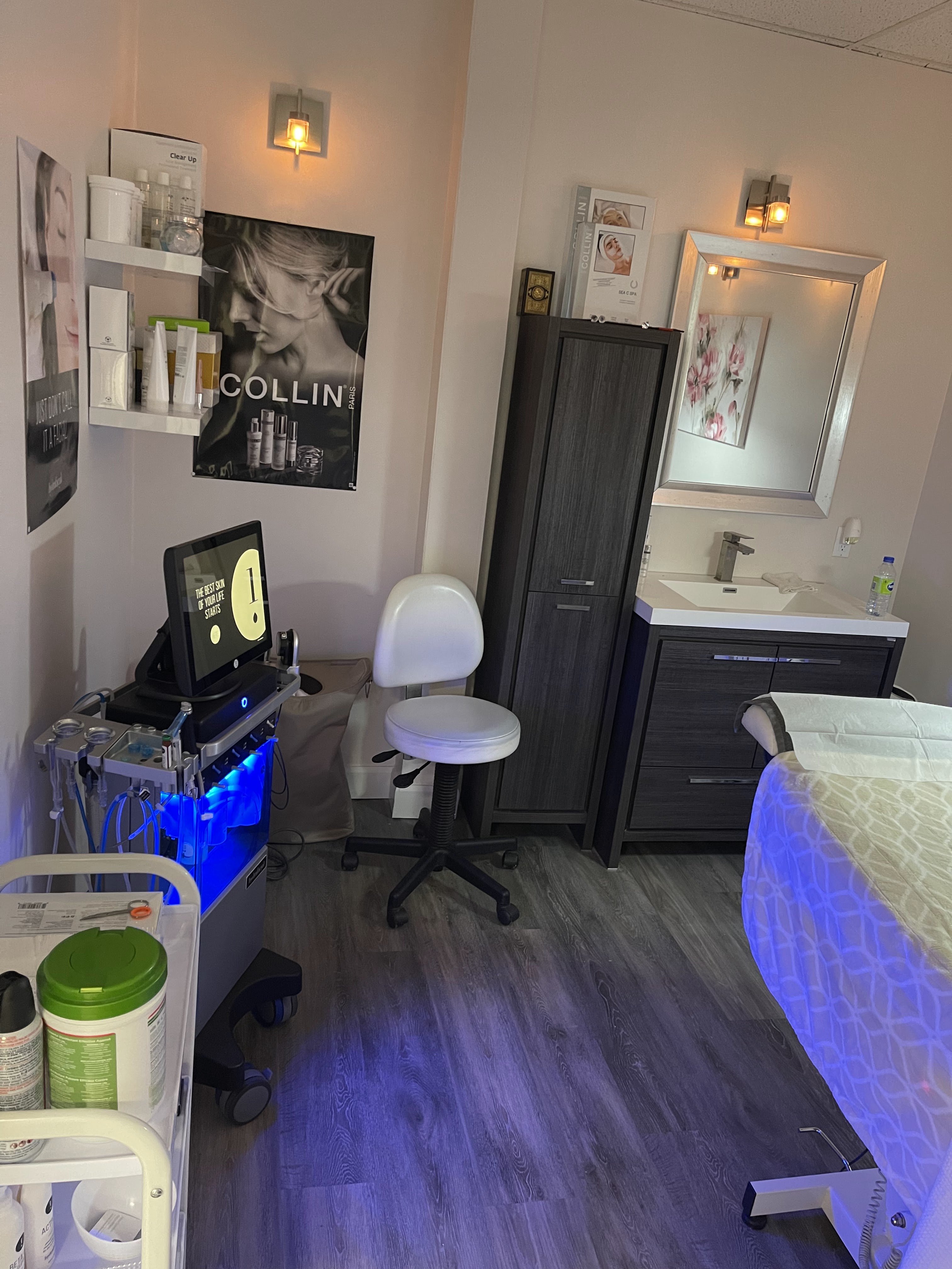 Images Clinique d'Esthétique Leila - Hydrafacial, Microblading, Épilation Laser Sainte-Foy
