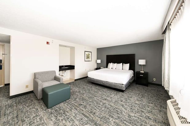 Images Best Western Inn & Suites San Diego – Zoo/SeaWorld Area